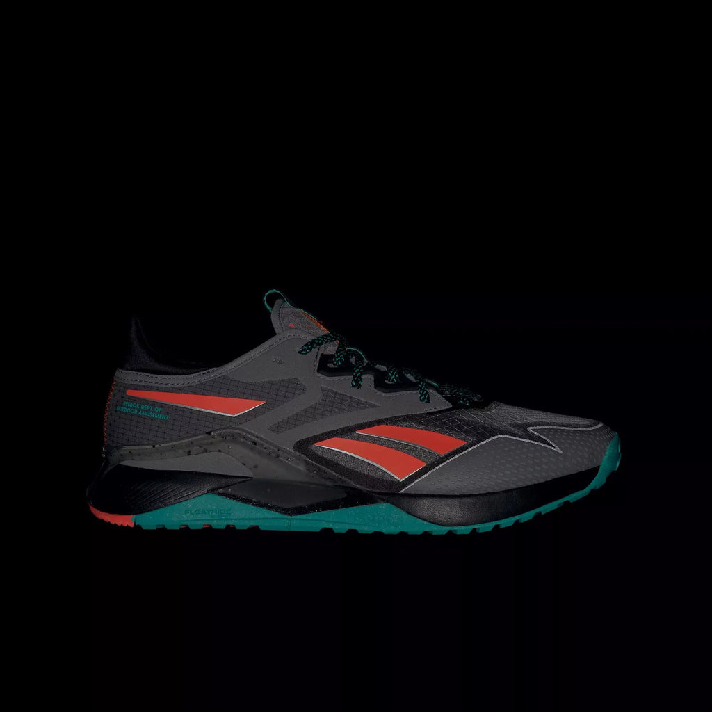 Cross Training Shoes E43400