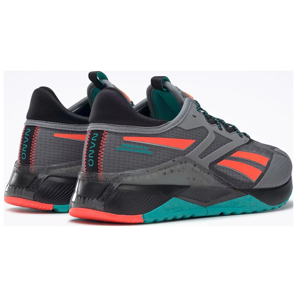 Cross Training Shoes E43400