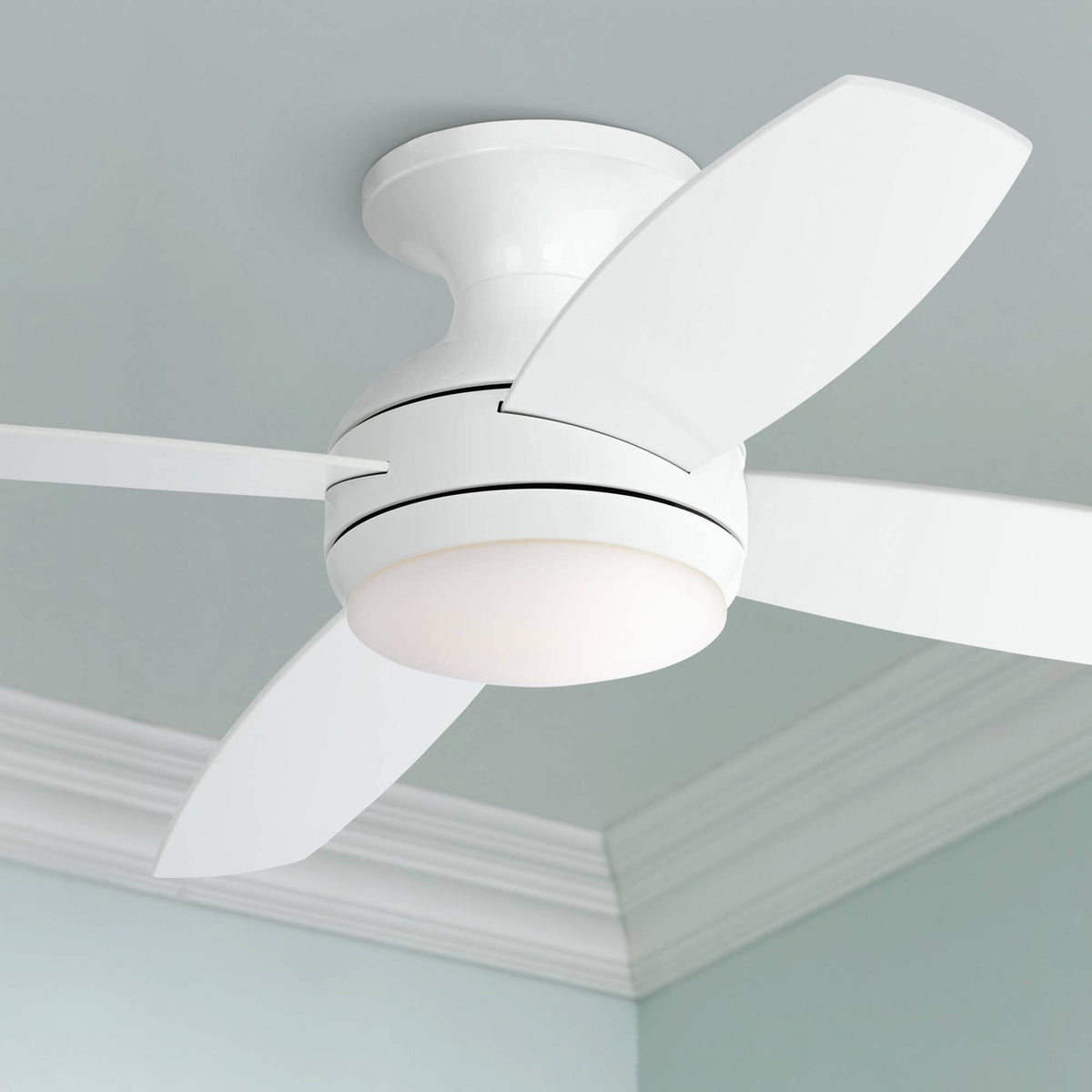 White Opal Glass LED Ceiling Fan with Remote Control Y79801
